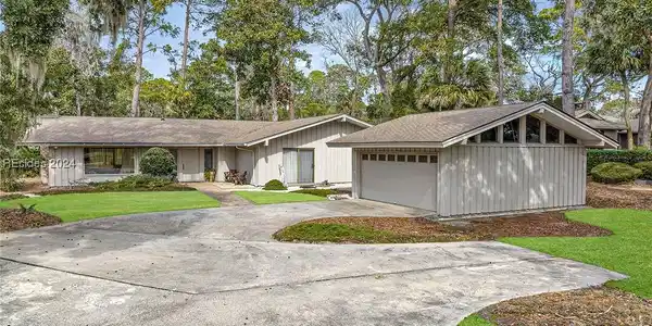 20 N Live Oak Road