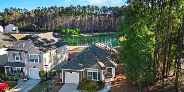 104 Scarlet Oak