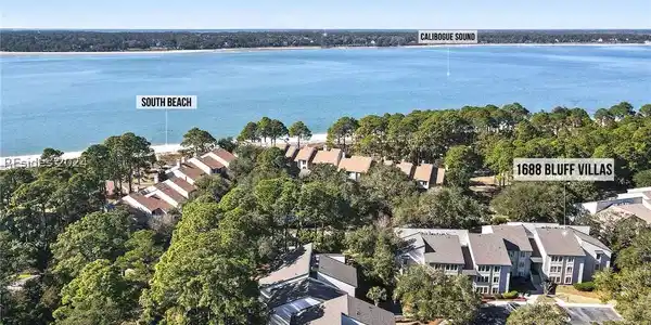 4 Braddock Bluff Drive