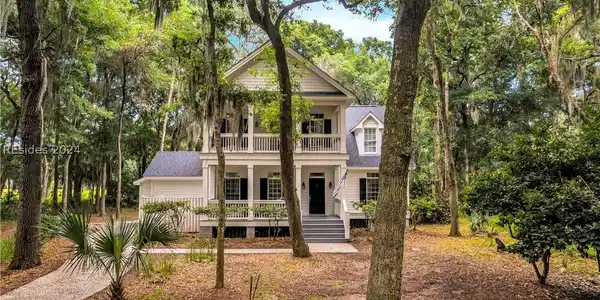12 River Place Trail
