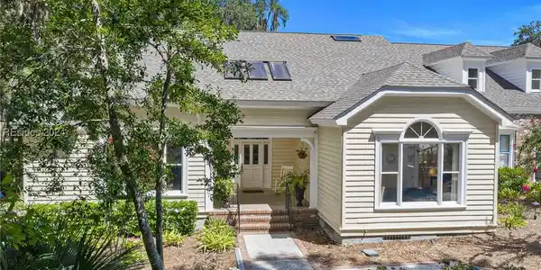 8 Savannah Walk