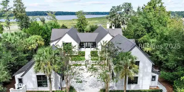 115 Mount Pelia Road