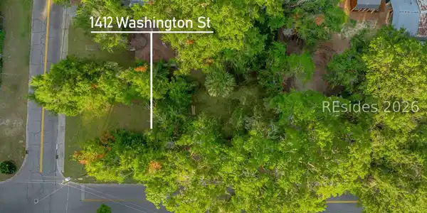 Image 4: Vacant 0.15 acre lot ready to build