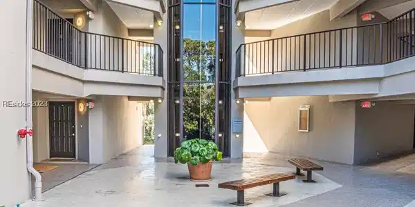 10 S Forest Beach Drive