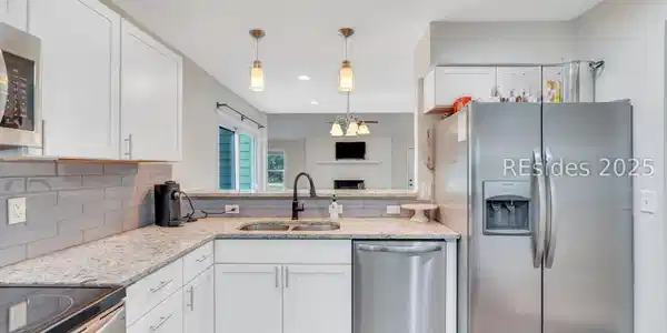 715 Sunset Circle