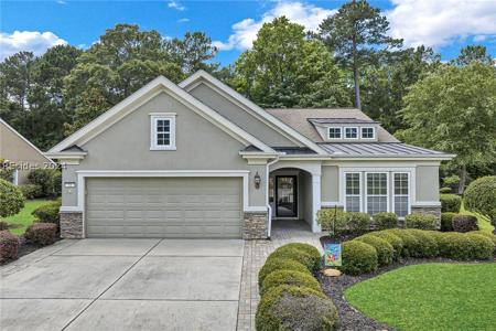 33 Whitepoint Gardens Way