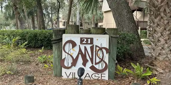 21 Lagoon Road