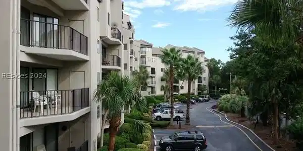 10 S Forest Beach Drive