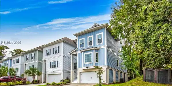 101 Sandcastle Court