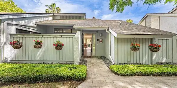 31 Stable Gate Road