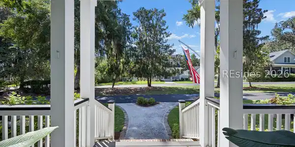 Image 4 Image 4