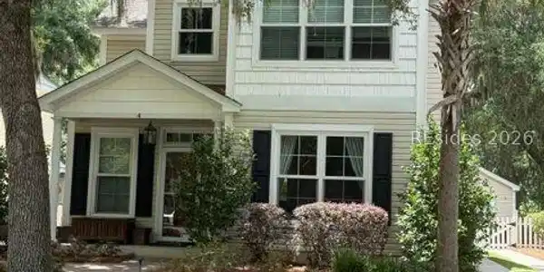 4 Chiswick Way