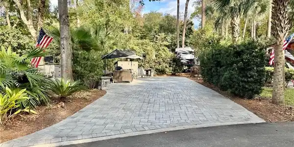 133 Arrow Rd #5