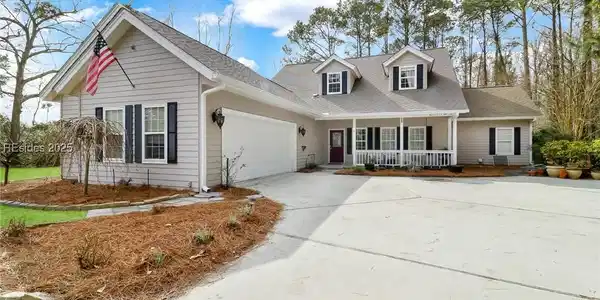 31 Heritage Lakes Dr