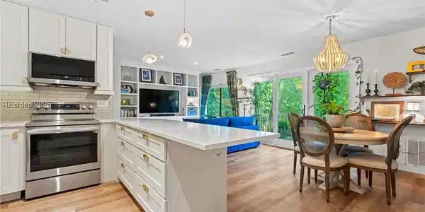 53 Delander Court