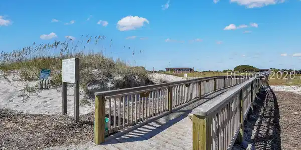Image 4: beach walk Image 4: beach walk