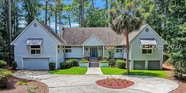 3 Grove Court