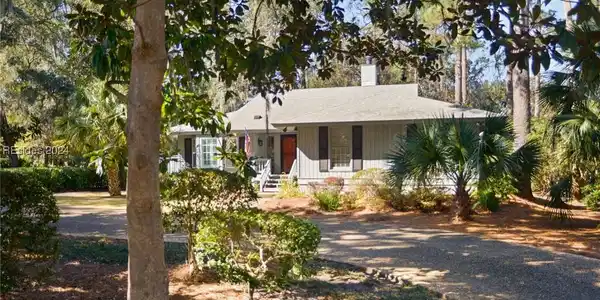 56 Heritage Road