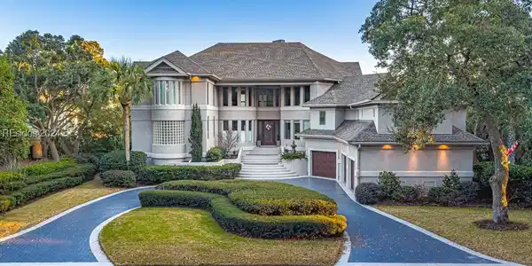 32 Ribaut Drive