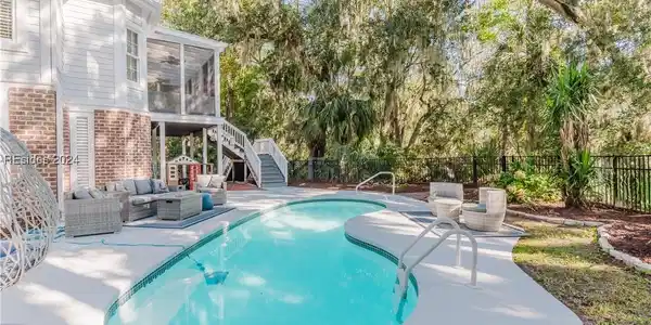 26 Carrington Point
