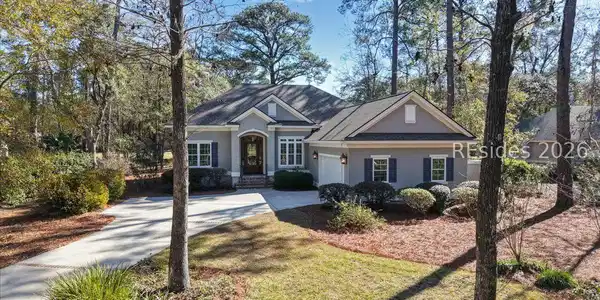 21 Coopers Hawk Road