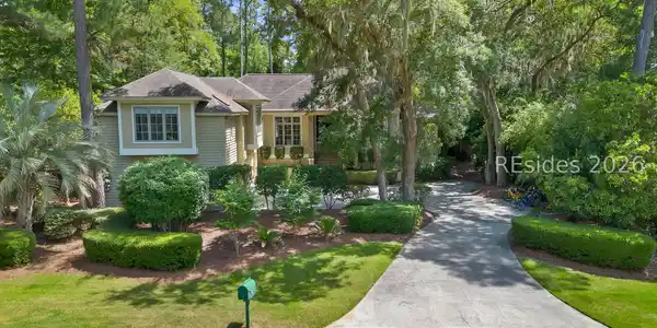 5 Heritage Court
