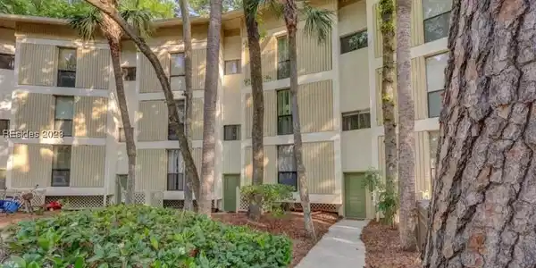 42 S Forest Beach Drive