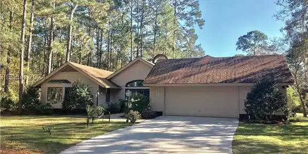 4 Wimbrel Lane