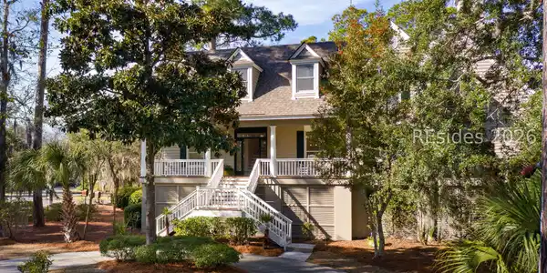 10 Bear Island Road