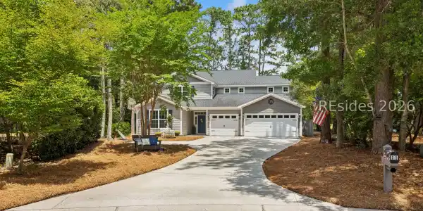 11 Hathaway Lane