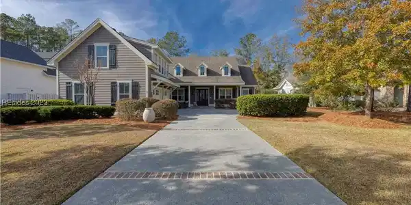 15 Lakewood Court