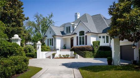 6 Plumbridge Ln