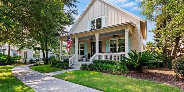 5784 Yaupon Road