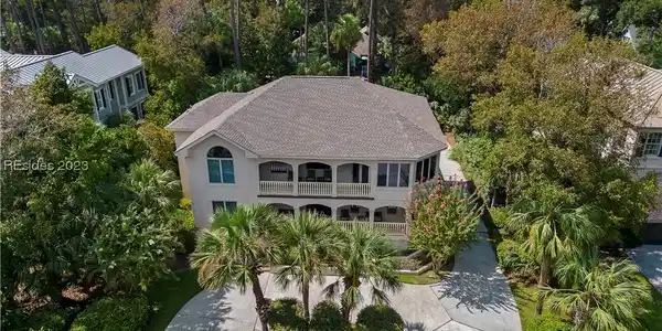5 Armada Street