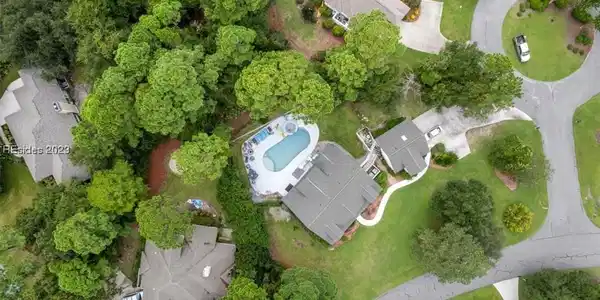 1 Saxton Lane
