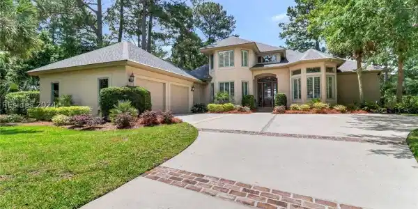 3 Barksdale Court