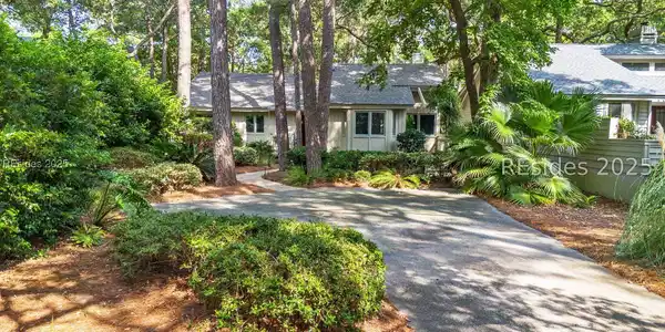 13 Gunnery Lane