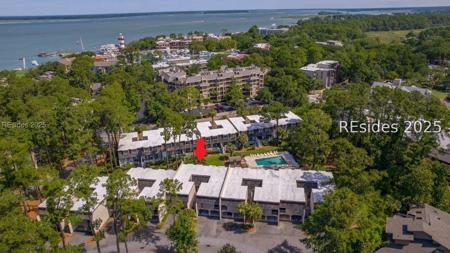7 Windjammer Court