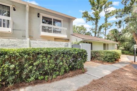 2 William Hilton Parkway