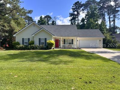 29 Royal Pines Boulevard