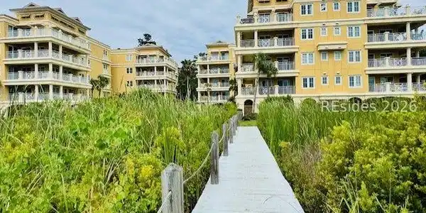 1 Fuskie Lane