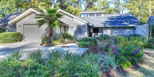 32 Cottonwood Lane