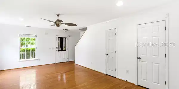 Image 4 Image 4