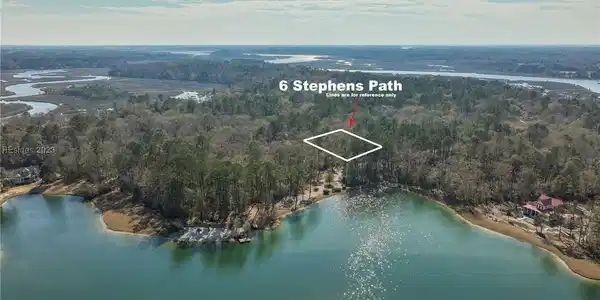 6 Stephens Path
