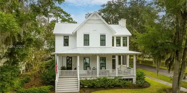 38 River Place