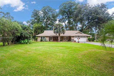 18 Greenwood Drive