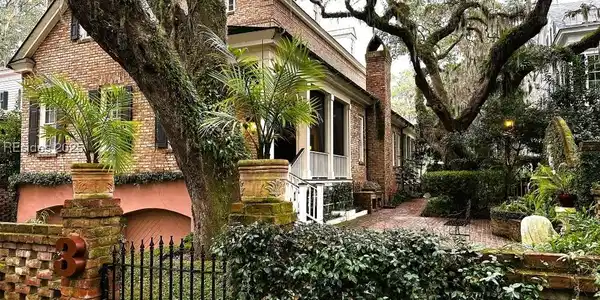 3 Waterside Drive