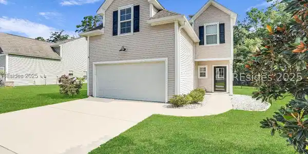 130 Red Northern Oak Way