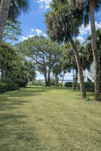 68 Bermuda Pointe Circle