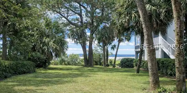68 Bermuda Pointe Circle